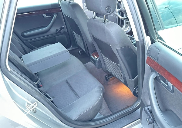 Audi A4 cena 9499 przebieg: 246242, rok produkcji 2002 z Osiek małe 379